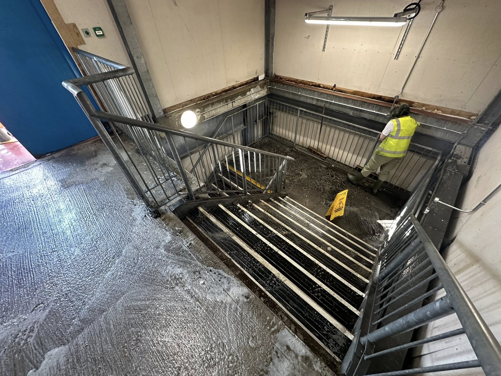 commercial stair case cleaning for hospital
